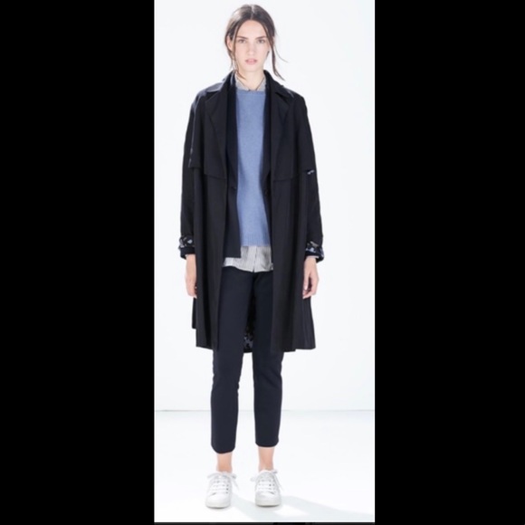 🛍SALE🛍Zara raincoat - Picture 1 of 7